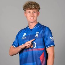 Sixth Former Theo to add to his England Cricket Caps
