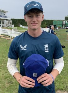 Theo gets the call up for England U19 Cricket squad tour