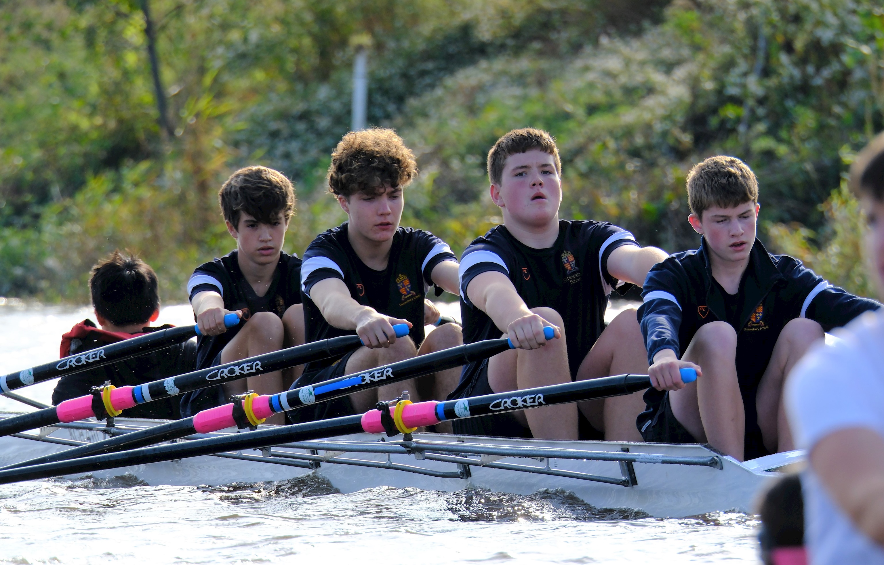 J15 rowers gain good experience in first-ever external fixture